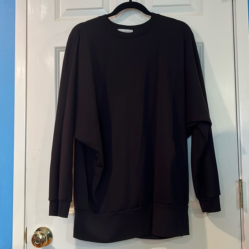 Treasure and Bond black medium sweatshirt dolman sleeve
